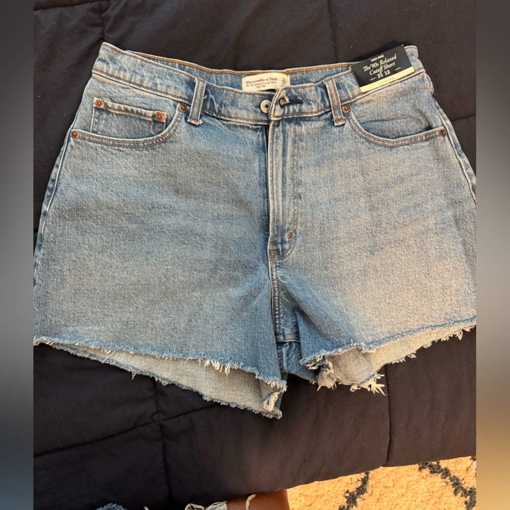 Abercrombie women shorts size 31